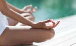 psoriasis et méditation pour apaiser le stress