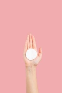 psoriasis visage, démaquillage