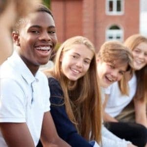 acné problème d'adolescent
