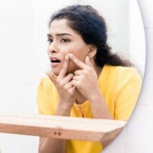 acné adulte femme
